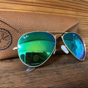 Ray-Ban Aviator Flash lenses